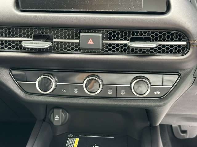 ホンダ ＺＲ－Ｖ ２．０ Ｅ：ＨＥＶ Ｚ R6年 (東海) 99