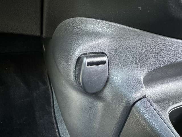 日産 ノート １．２ Ｅ－ＰＯＷＥＲ ＮＩＳＭＯ R1年 (東海) 99