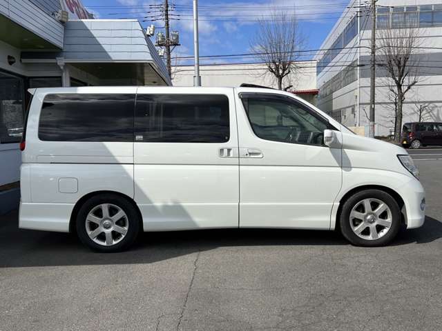 日産 エルグランド ３．５ ハイウェイスター ４ＷＤ H18年 (関東) 99