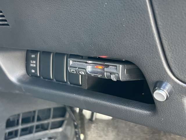 日産 エルグランド ３．５ ハイウェイスター ４ＷＤ H18年 (関東) 99