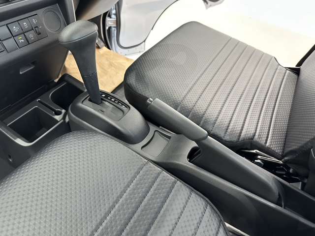 ダイハツ ハイゼットトラック ６６０ スタンダード ３方開 ４ＷＤ R5年 (中国) 99