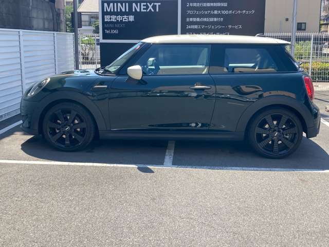 ミニ ミニ クーパー ３ドア レゾリュート エディション ＤＣＴ R5年 (近畿) 99