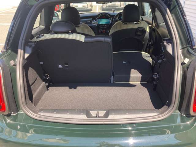 ミニ ミニ クーパー ３ドア レゾリュート エディション ＤＣＴ R5年 (近畿) 99