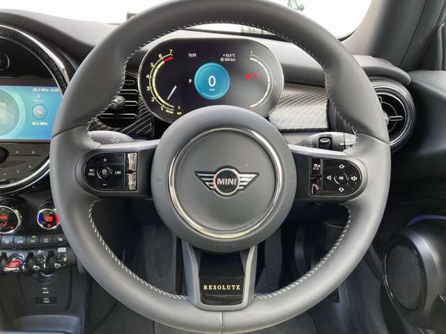 ミニ ミニ クーパー ３ドア レゾリュート エディション ＤＣＴ R5年 (近畿) 99