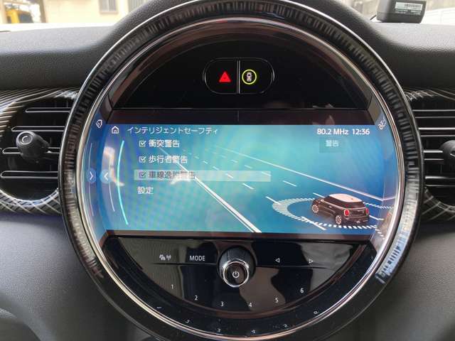 ミニ ミニ クーパー ３ドア レゾリュート エディション ＤＣＴ R5年 (近畿) 99