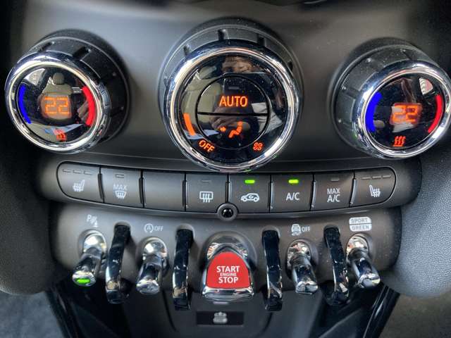 ミニ ミニ クーパー ３ドア レゾリュート エディション ＤＣＴ R5年 (近畿) 99