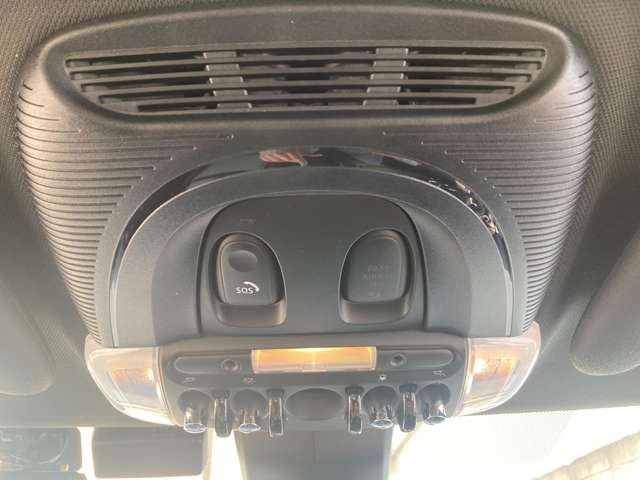 ミニ ミニ クーパー ３ドア レゾリュート エディション ＤＣＴ R5年 (近畿) 99