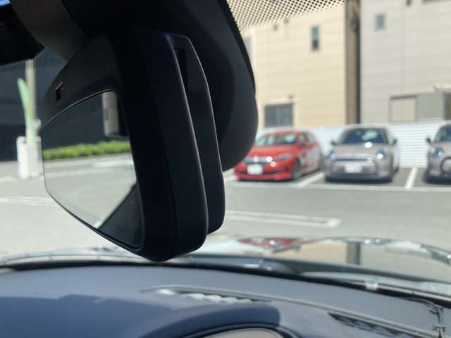 ミニ ミニ クーパー ３ドア レゾリュート エディション ＤＣＴ R5年 (近畿) 99