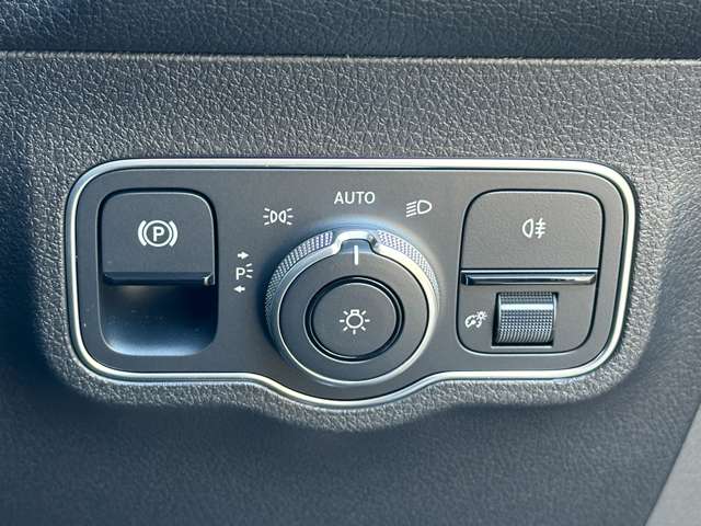 メルセデスベンツ ＥＱＢ ２５０ ＡＭＧラインパッケージ ＭＰ２０２３０１ R5年 (近畿) 99