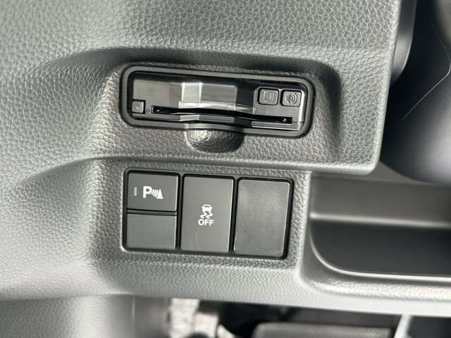 ホンダ Ｎ　ＢＯＸ カスタム ６６０ Ｌ ターボ R5年 (東海) 99