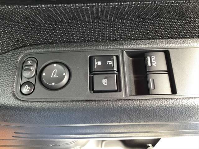 ホンダ Ｎ−ＶＡＮ ６６０ ＋スタイル ファン R5年 (近畿) 99