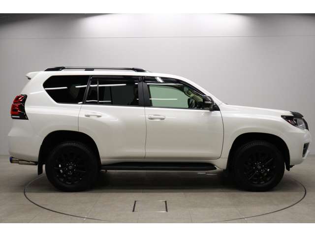 トヨタ ランドクルーザープラド ２．７ ＴＸ Ｌパッケージ マットブラック エディション ４ＷＤ R5年 (東海) 99