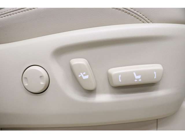 トヨタ ランドクルーザープラド ２．７ ＴＸ Ｌパッケージ マットブラック エディション ４ＷＤ R5年 (東海) 99