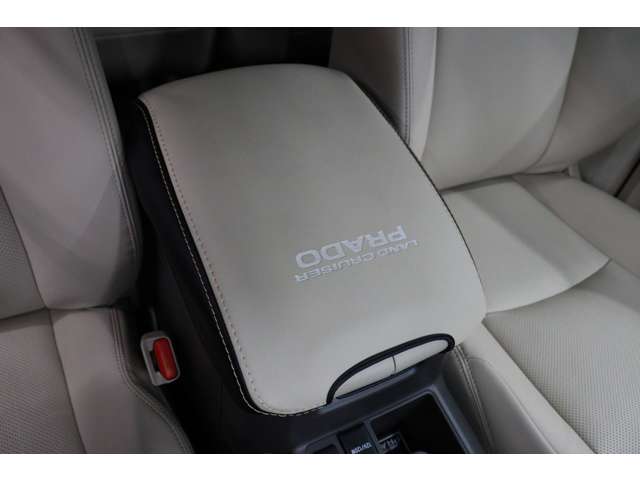 トヨタ ランドクルーザープラド ２．７ ＴＸ Ｌパッケージ マットブラック エディション ４ＷＤ R5年 (東海) 99