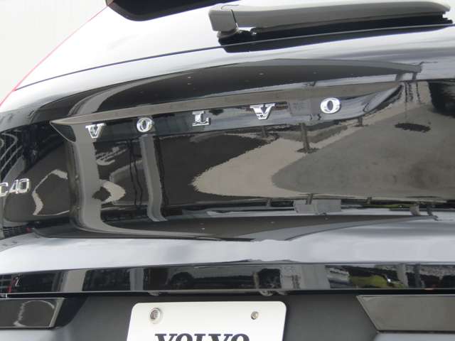 ボルボ ＸＣ４０ Ｔ４ ＡＷＤ インスクリプション ４ＷＤ R1年 (関東) 99