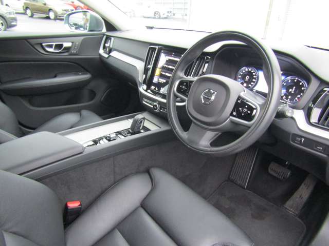 ボルボ Ｖ６０クロスカントリー Ｂ５ ＡＷＤ ４ＷＤ R3年 (関東) 99