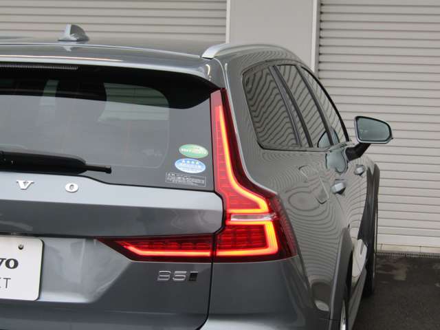 ボルボ Ｖ６０クロスカントリー Ｂ５ ＡＷＤ ４ＷＤ R3年 (関東) 99