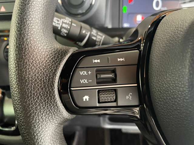 ホンダ Ｎ　ＢＯＸ カスタム ６６０ R6年 (近畿) 99