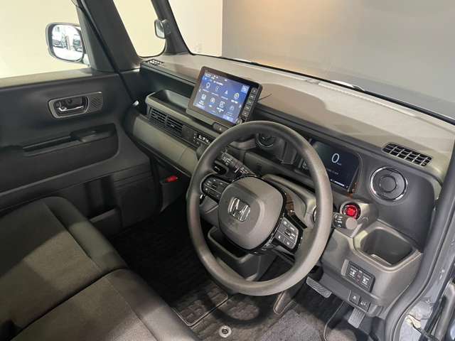 ホンダ Ｎ　ＢＯＸ カスタム ６６０ R6年 (近畿) 99