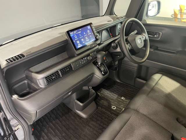 ホンダ Ｎ　ＢＯＸ カスタム ６６０ R6年 (近畿) 99