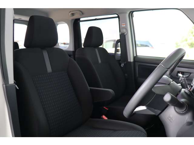 トヨタ ルーミー １．０ カスタム Ｇ R4年 (近畿) 99