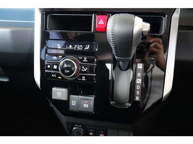 トヨタ ルーミー １．０ カスタム Ｇ R4年 (近畿) 99