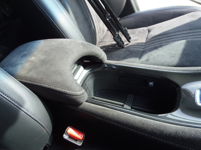 ホンダ ヴェゼル １．５ ハイブリッド ＲＳ ホンダセンシング R1年 (東海) 99