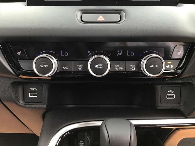 ホンダ ヴェゼル １．５ Ｅ：ＨＥＶ Ｚ R5年 (近畿) 99