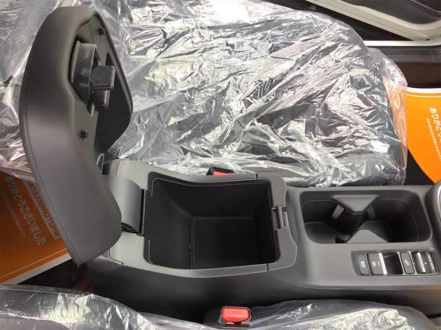 ホンダ ヴェゼル １．５ Ｅ：ＨＥＶ Ｚ R5年 (近畿) 99