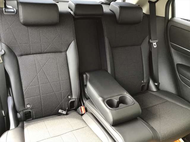 ホンダ ヴェゼル １．５ Ｅ：ＨＥＶ Ｚ R5年 (近畿) 99