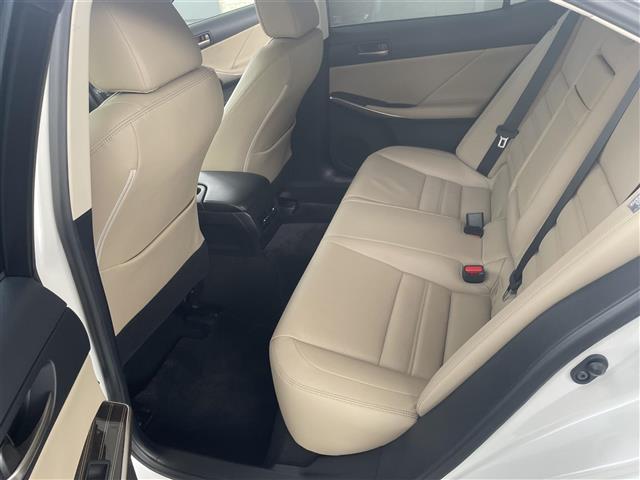 レクサス ＩＳ３００ｈ バージョンＬ R1年 (東海) 99