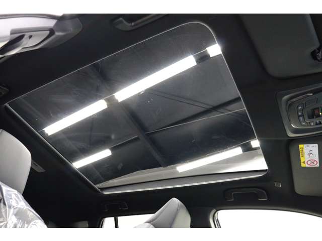 トヨタ カローラクロス　ハイブリッド １．８ ハイブリッド Ｚ R6年 (東海) 99