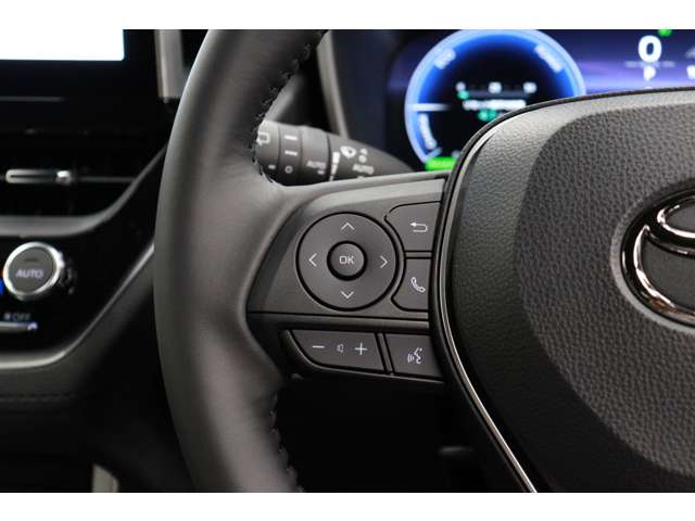 トヨタ カローラクロス　ハイブリッド １．８ ハイブリッド Ｚ R6年 (東海) 99