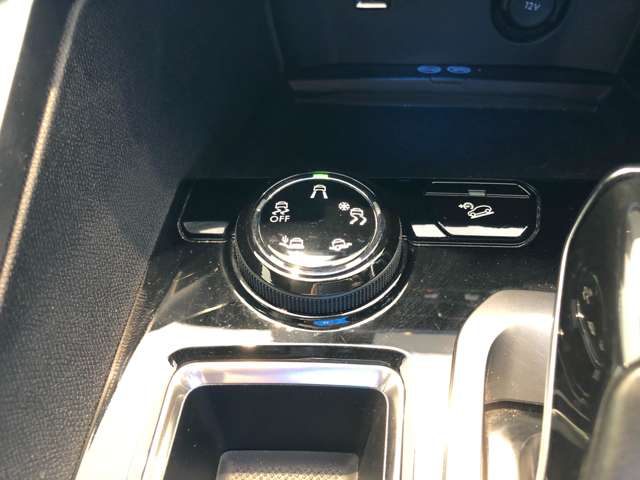 プジョー ３００８ ＧＴ ブルーＨＤＩ ディーゼルターボ R1年 (東北) 99