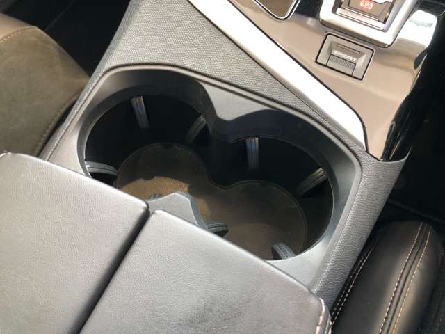 プジョー ３００８ ＧＴ ブルーＨＤＩ ディーゼルターボ R1年 (東北) 99