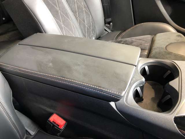 プジョー ３００８ ＧＴ ブルーＨＤＩ ディーゼルターボ R1年 (東北) 99