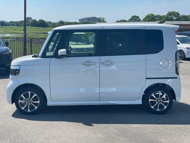 ホンダ Ｎ　ＢＯＸ カスタム ６６０ R6年 (近畿) 99