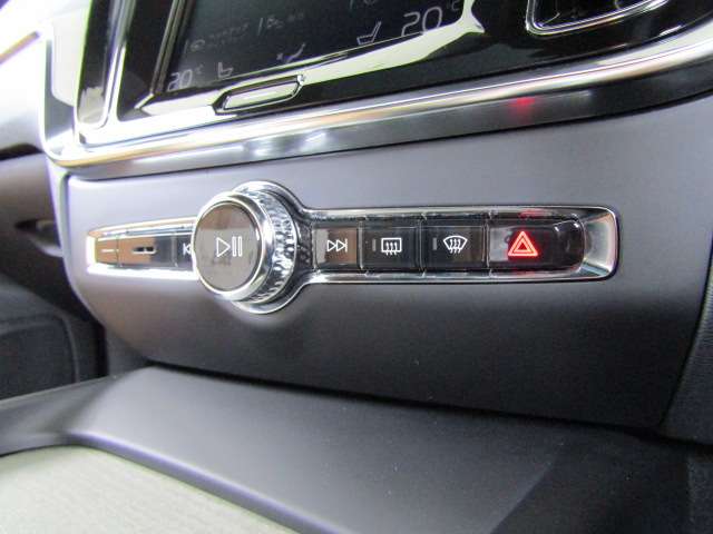 ボルボ Ｖ６０ Ｔ５　インスクリプション H30年 (四国) 99