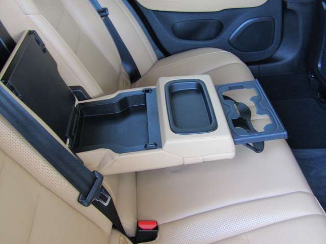 ボルボ Ｖ６０ Ｔ５　インスクリプション H30年 (四国) 99