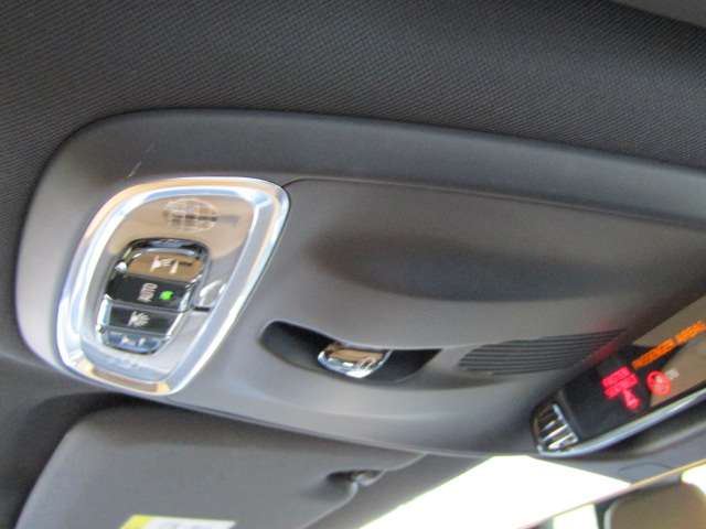 ボルボ Ｖ６０ Ｔ５　インスクリプション H30年 (四国) 99