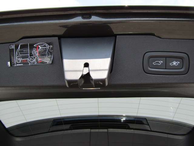 ボルボ Ｖ６０ Ｔ５　インスクリプション H30年 (四国) 99