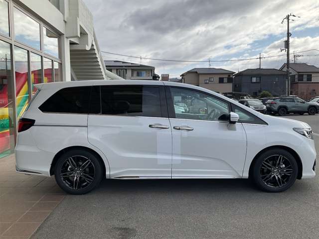 ホンダ オデッセイ　ハイブリッド ２．０ Ｅ：ＨＥＶ アブソルート ＥＸ R6年 (近畿) 99