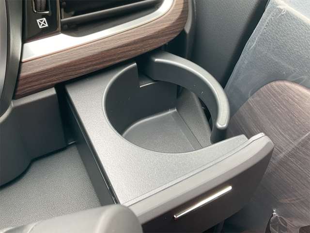 ホンダ オデッセイ　ハイブリッド ２．０ Ｅ：ＨＥＶ アブソルート ＥＸ R6年 (近畿) 99