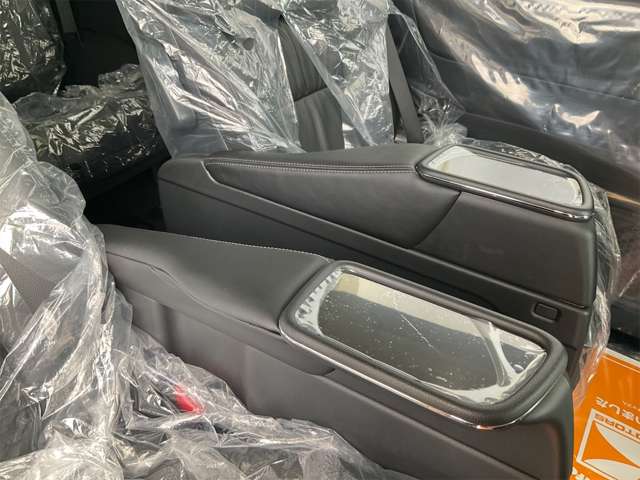 ホンダ オデッセイ　ハイブリッド ２．０ Ｅ：ＨＥＶ アブソルート ＥＸ R6年 (近畿) 99