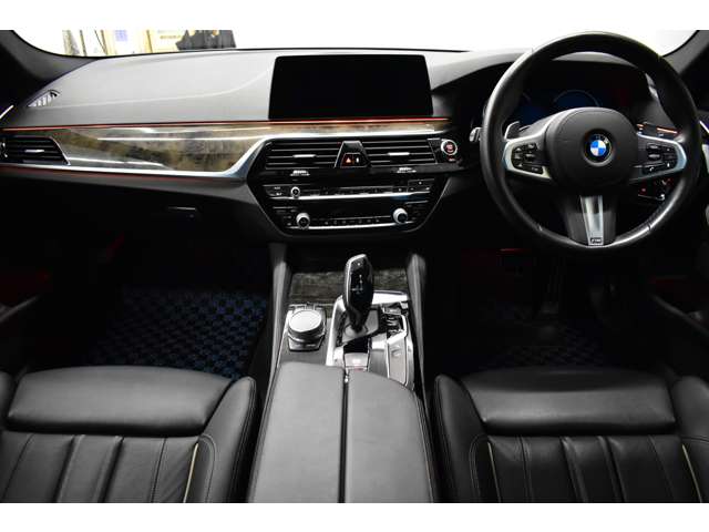 ＢＭＷ ５シリーズ ５２３Ｄ Ｍスポーツ ディーゼルターボ H29年 (関東) 99