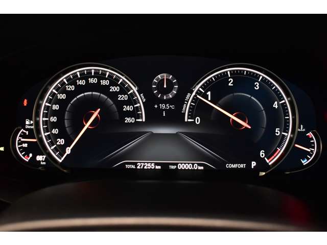 ＢＭＷ ５シリーズ ５２３Ｄ Ｍスポーツ ディーゼルターボ H29年 (関東) 99