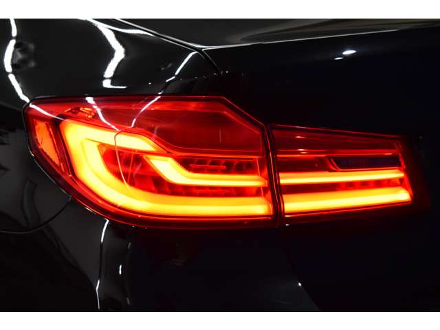 ＢＭＷ ５シリーズ ５２３Ｄ Ｍスポーツ ディーゼルターボ H29年 (関東) 99