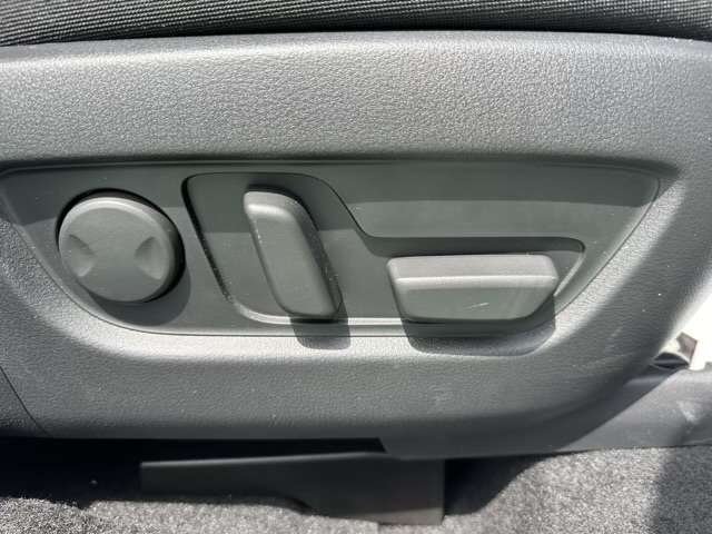 マツダ ＣＸ−６０ ３．３ ＸＤ Ｓパッケージ ディーゼルターボ R5年 (東海) 99