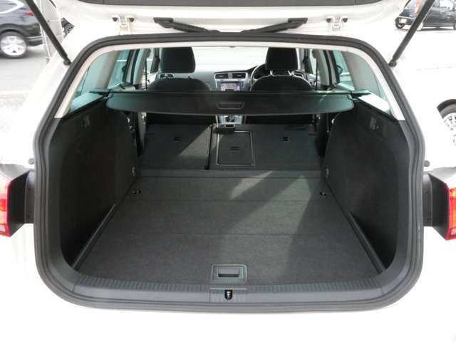 フォルクスワーゲン ゴルフヴァリアント ラウンジ H27年 (関東) 99