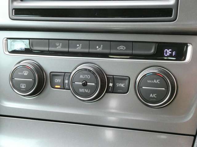 フォルクスワーゲン ゴルフヴァリアント ラウンジ H27年 (関東) 99